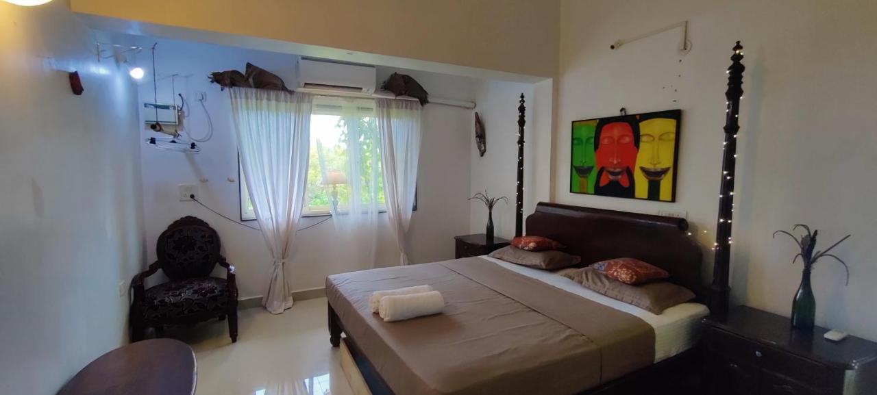 J-House, Spacious Apartments With Balconies, Thalassa 1Min Away Siolim Exterior photo