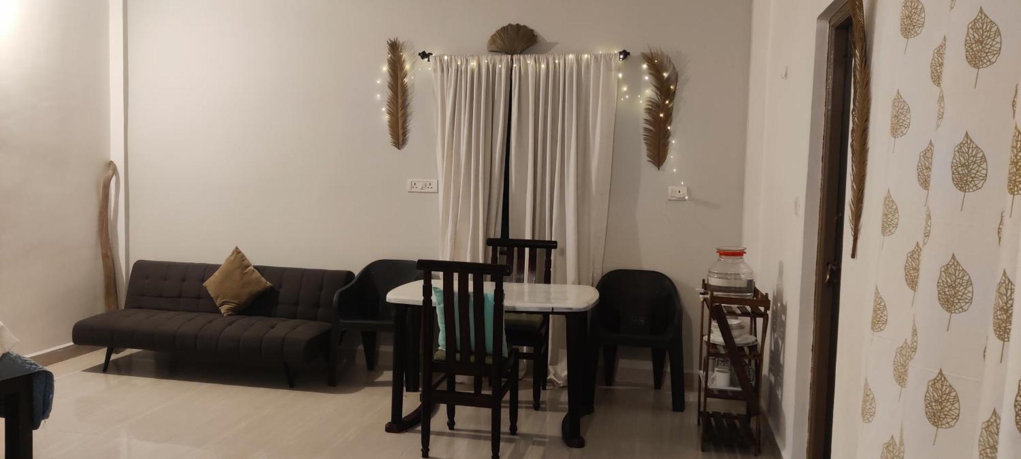 J-House, Spacious Apartments With Balconies, Thalassa 1Min Away Siolim Exterior photo